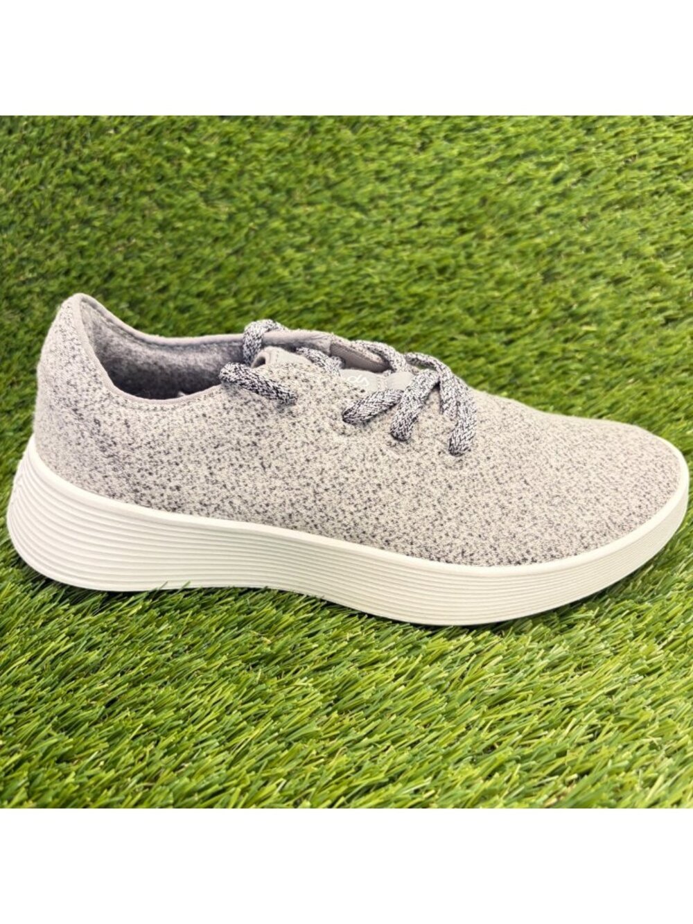 Allbirds Wool Runner 2 Womens Size 7.5 Gray Athletic Running Shoes Sneakers